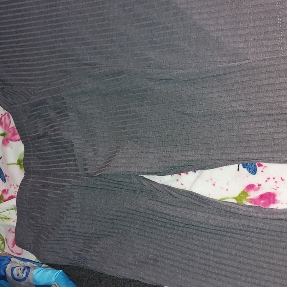 Womens matching set - Picture 3 of 11